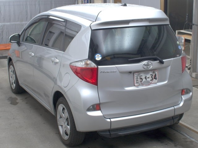 Toyota RACTIS 2011 7539411-1