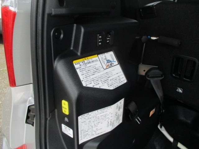 Toyota RACTIS 2011 7539411-13