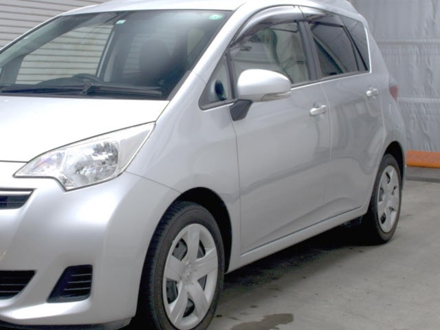 Toyota RACTIS 2011 7539411-4