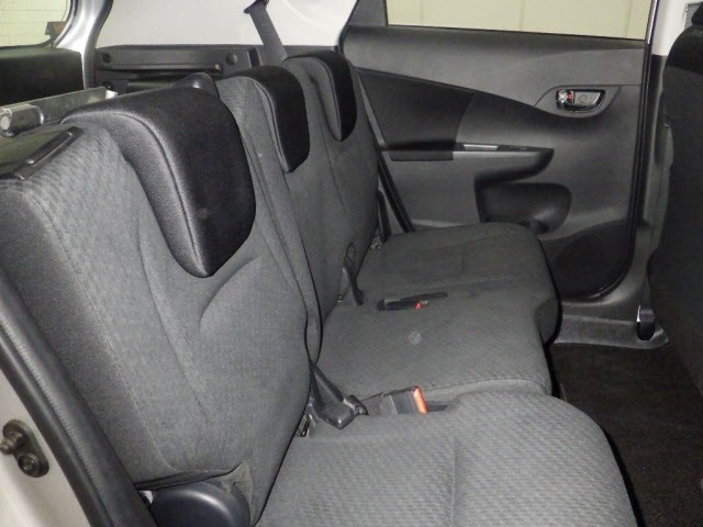 Toyota RACTIS 2011 7539411-8
