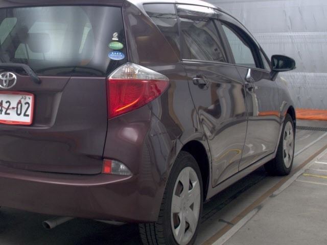 Toyota RACTIS 2013 7539413-5
