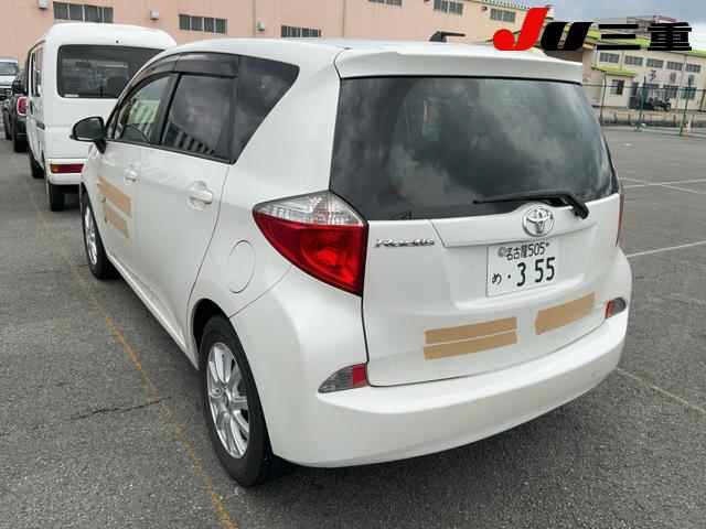 Toyota RACTIS 2012 7539415-1