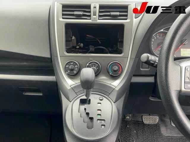 Toyota RACTIS 2012 7539415-11