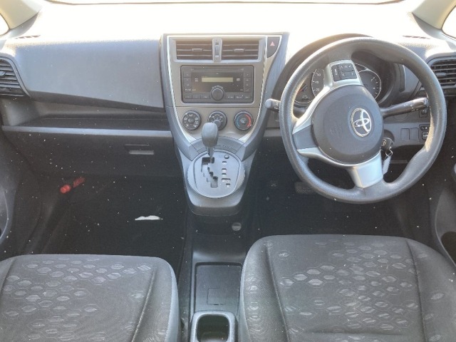 Toyota RACTIS 2013 7539418-3