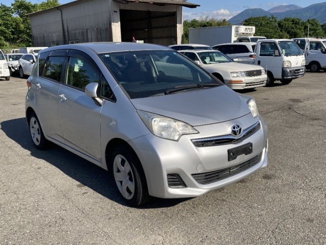 Toyota RACTIS 2013 7539418-4
