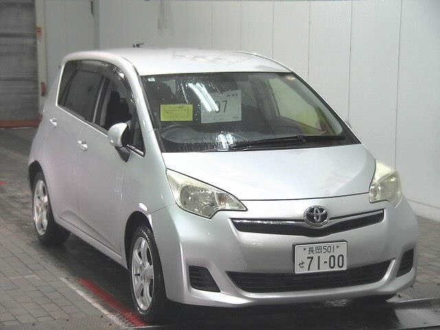Toyota RACTIS 2012 7539419-0