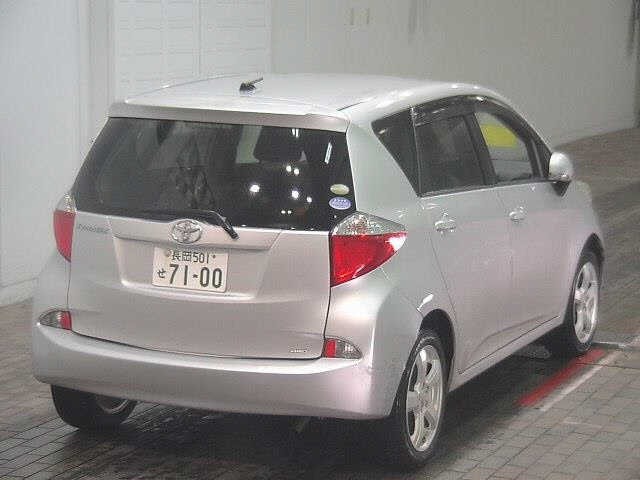 Toyota RACTIS 2012 7539419-5