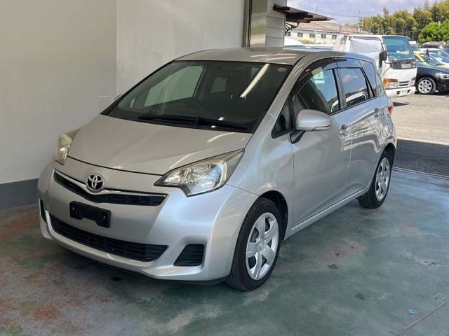 Toyota RACTIS 2011 7539420-0