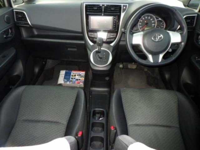 Toyota RACTIS 2014 7539433-3
