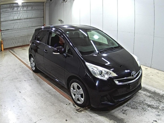 Toyota RACTIS 2014 7539438-0