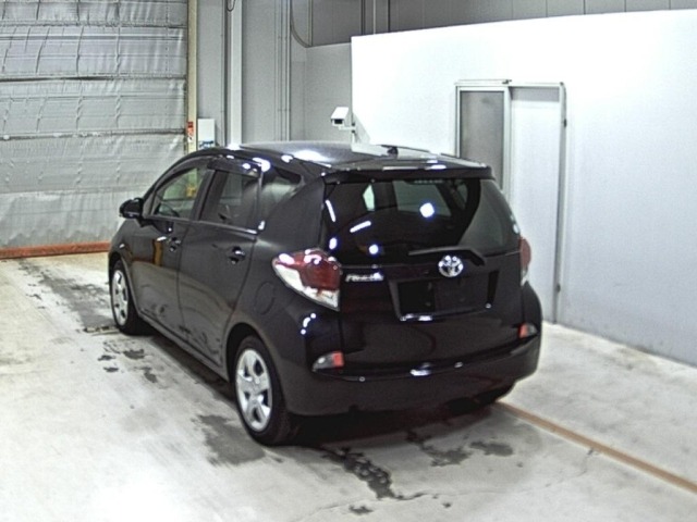 Toyota RACTIS 2014 7539438-1