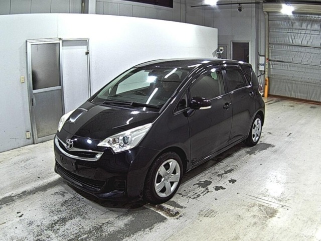 Toyota RACTIS 2014 7539438-4