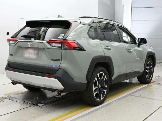 Toyota RAV4 2019 7539075-1