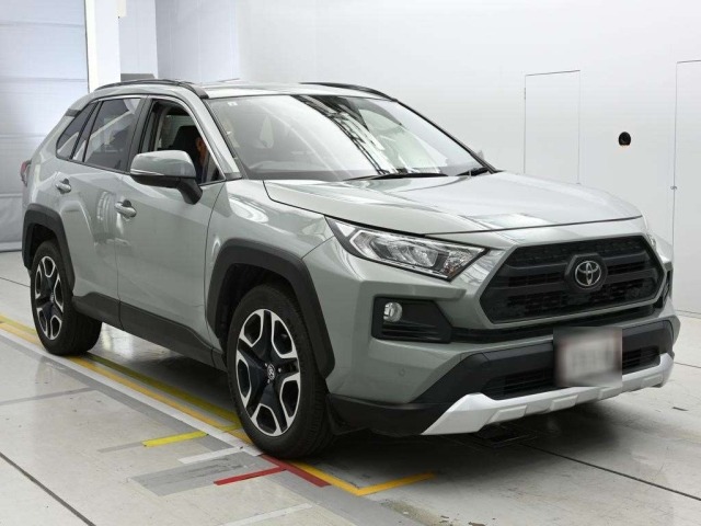 Toyota RAV4 2019 7539075-5