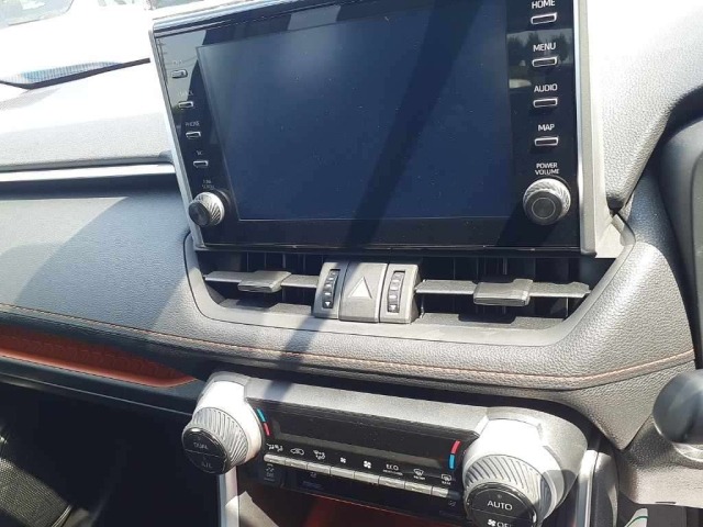 Toyota RAV4 2022 7539084-12