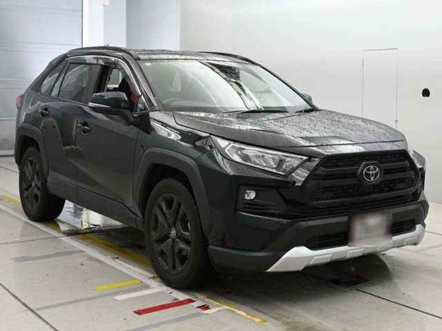 Toyota RAV4 2022 7539084-5