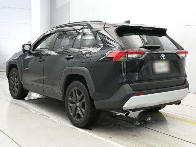 Toyota RAV4 2022 7539084-6