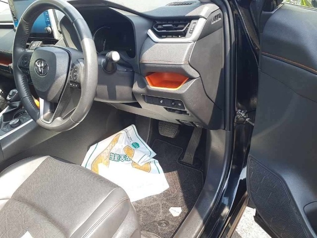 Toyota RAV4 2022 7539084-9