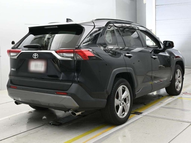 Toyota RAV4 2021 7539089-1