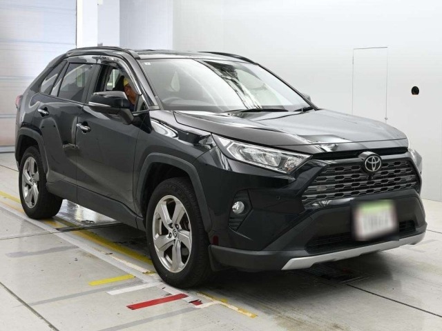 Toyota RAV4 2021 7539089-5