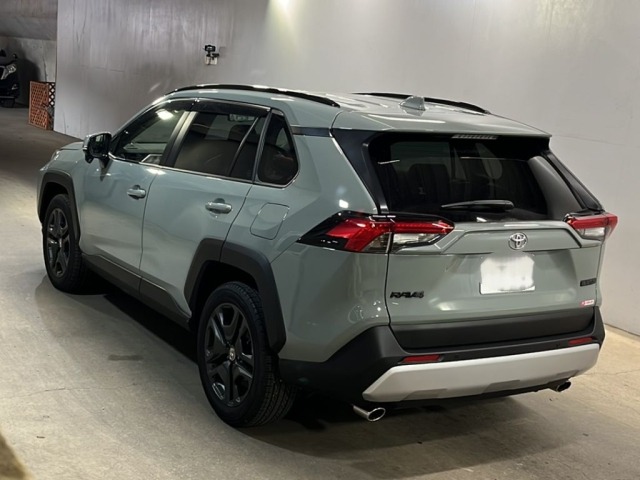 Toyota RAV4 2024 7539100-1