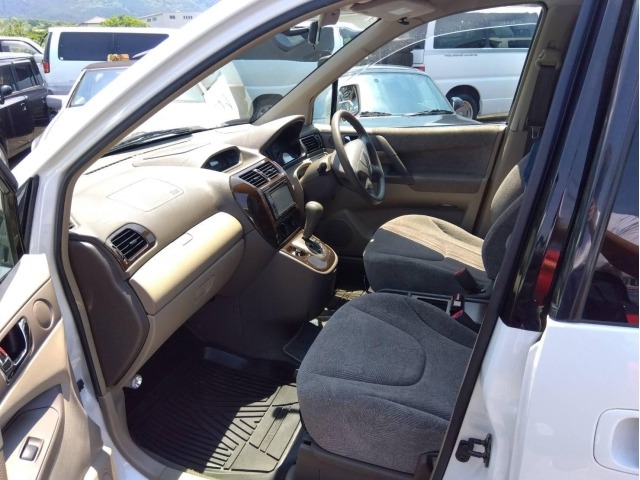 Mitsubishi RVR 2000 7533716-4