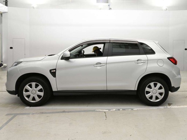 Mitsubishi RVR 2021 7533733-4