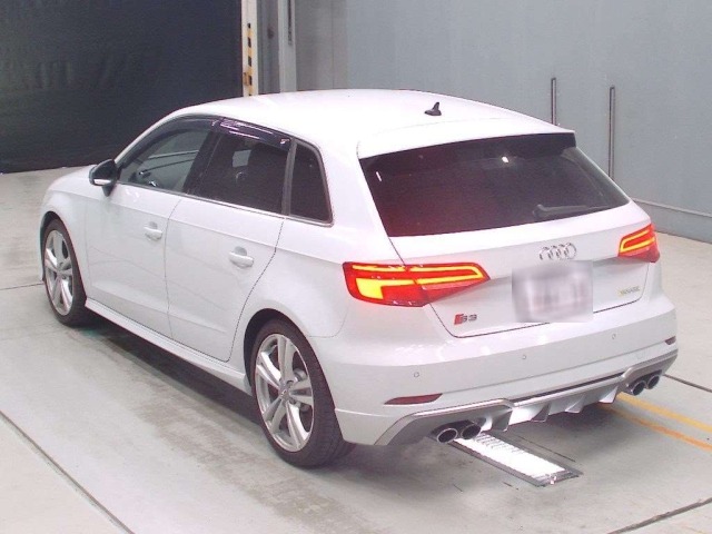 Audi S3 2019 7540954-6