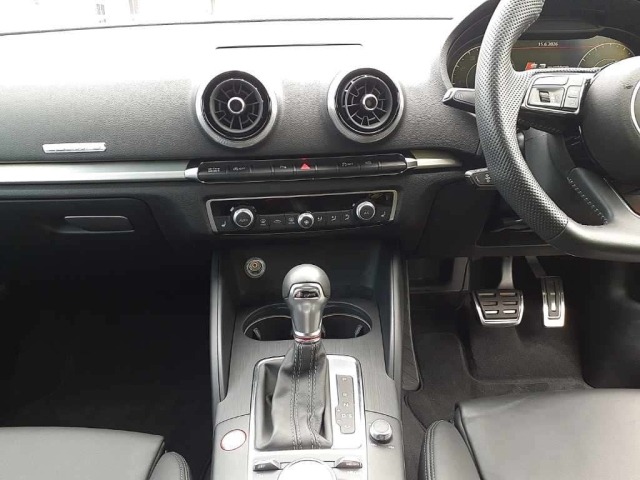 Audi S3 2019 7540954-9