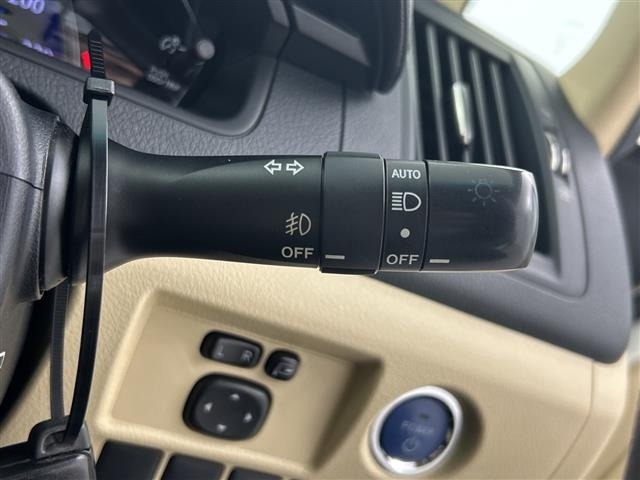 Toyota SAI 2014 7539549-7