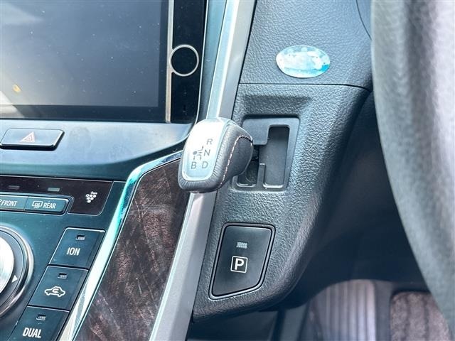 Toyota SAI 2013 7539550-12