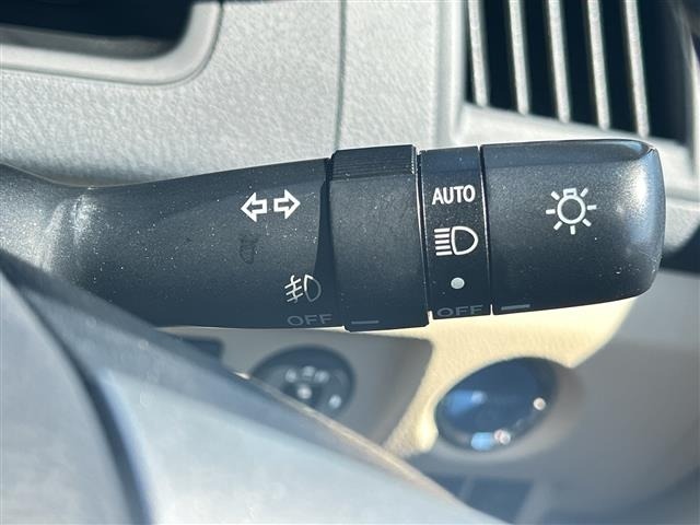 Toyota SAI 2013 7539560-18