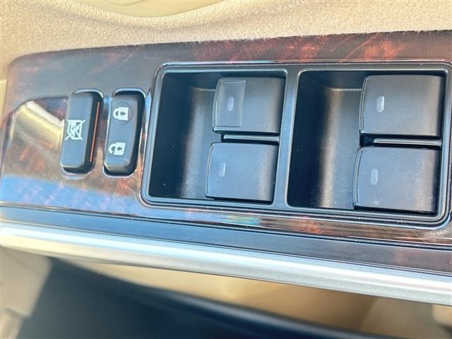 Toyota SAI 2013 7539560-2