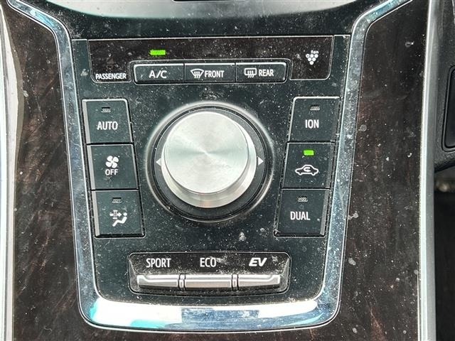 Toyota SAI 2015 7539561-12