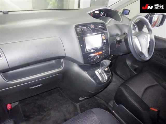 Nissan SERENA 2013 7528070-3