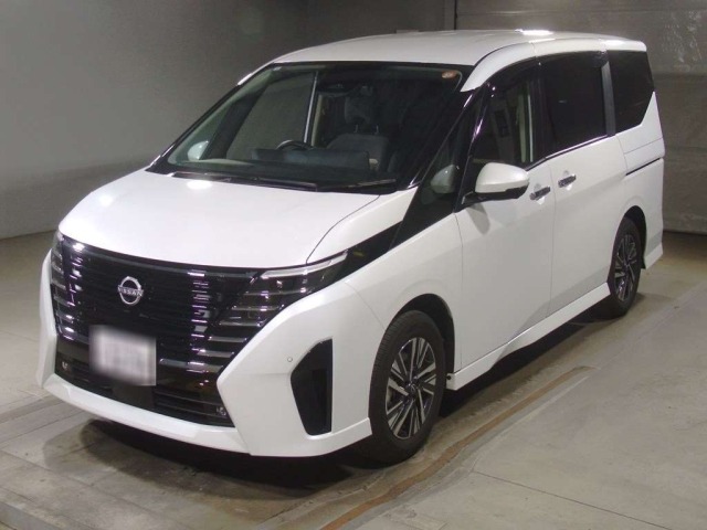 Nissan SERENA 2025 7528097-0