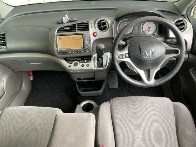 Honda STREAM 2009 7533352-3