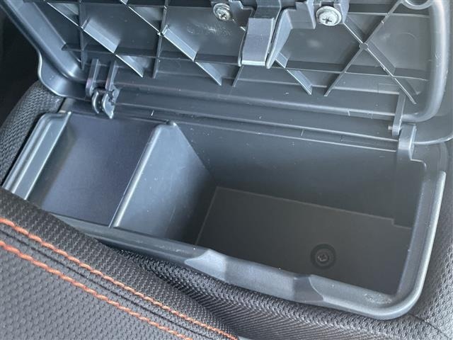 Daihatsu TAFT 2021 7540593-4