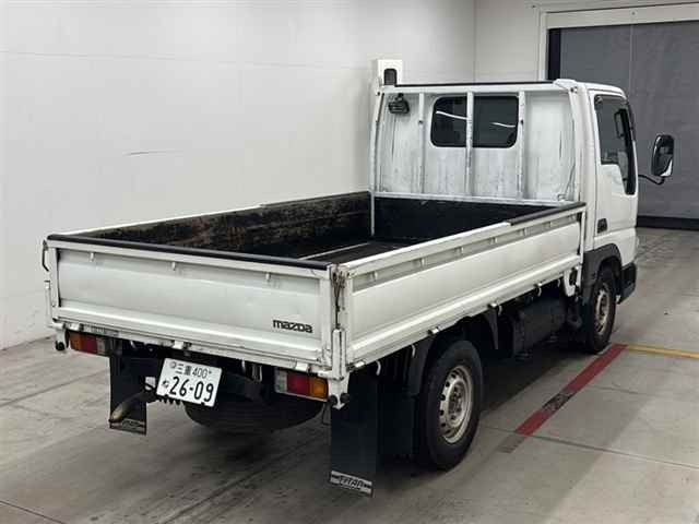 Mazda TITAN 2000 7540011-5