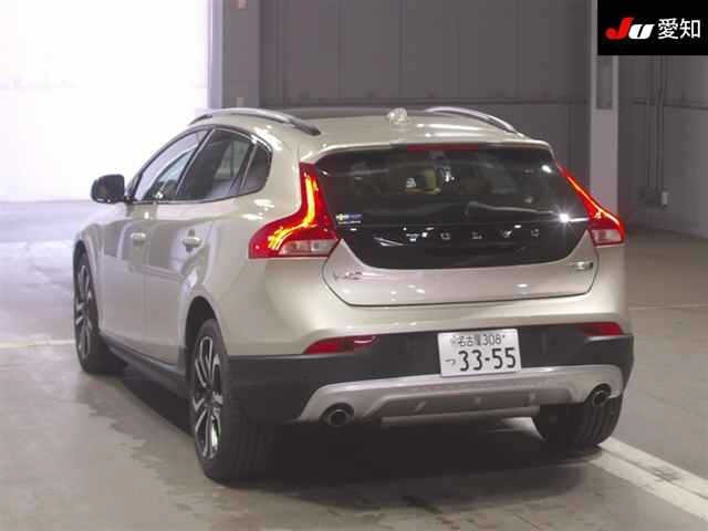 Volvo V40 2020 7543400-1
