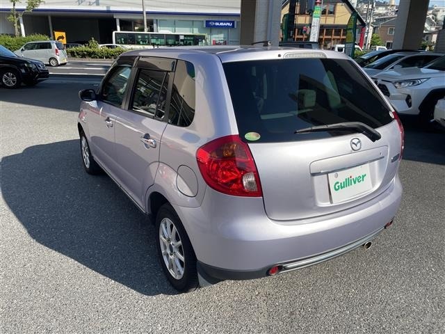 Mazda VERISA 2011 7534060-13