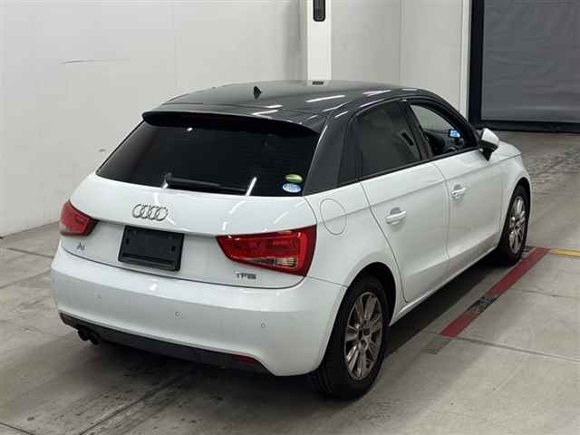 Audi A1 2015 7554114-5