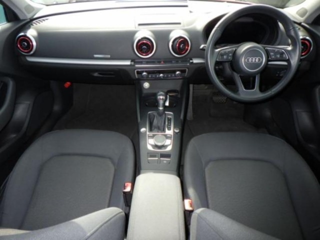 Audi A3 2018 7544264-3
