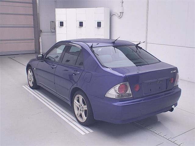 Toyota ALTEZZA 2001 7563428-1
