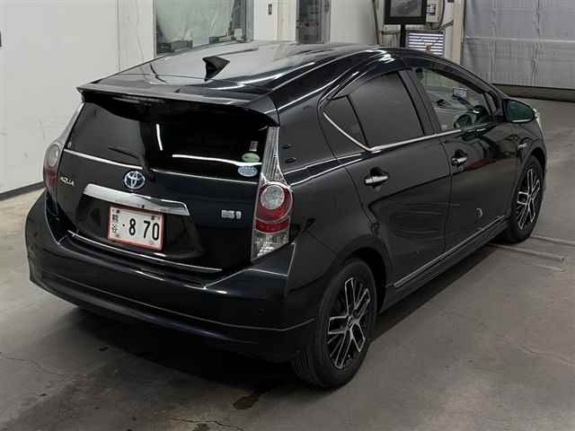 Toyota AQUA 2013 7553803-5