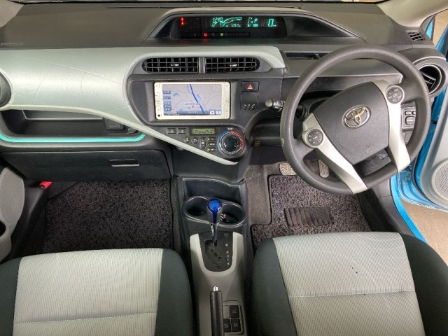 Toyota AQUA 2012 7553976-3