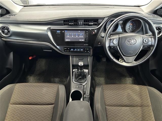 Toyota AURIS 2015 7557333-14
