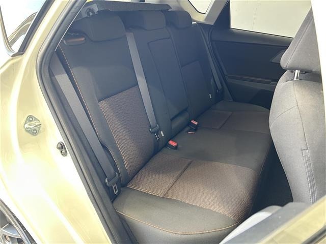 Toyota AURIS 2015 7557333-19