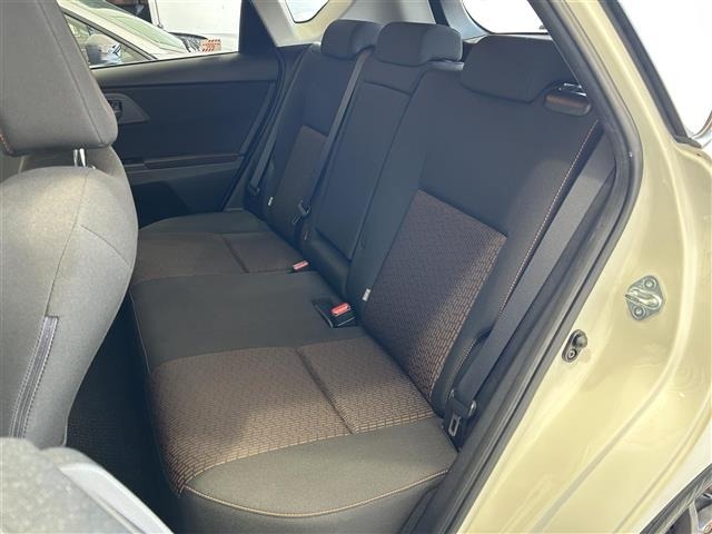 Toyota AURIS 2015 7557333-3