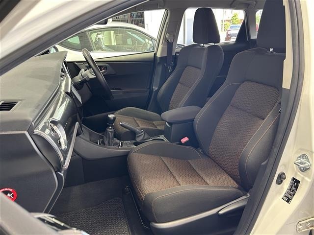 Toyota AURIS 2015 7557333-5